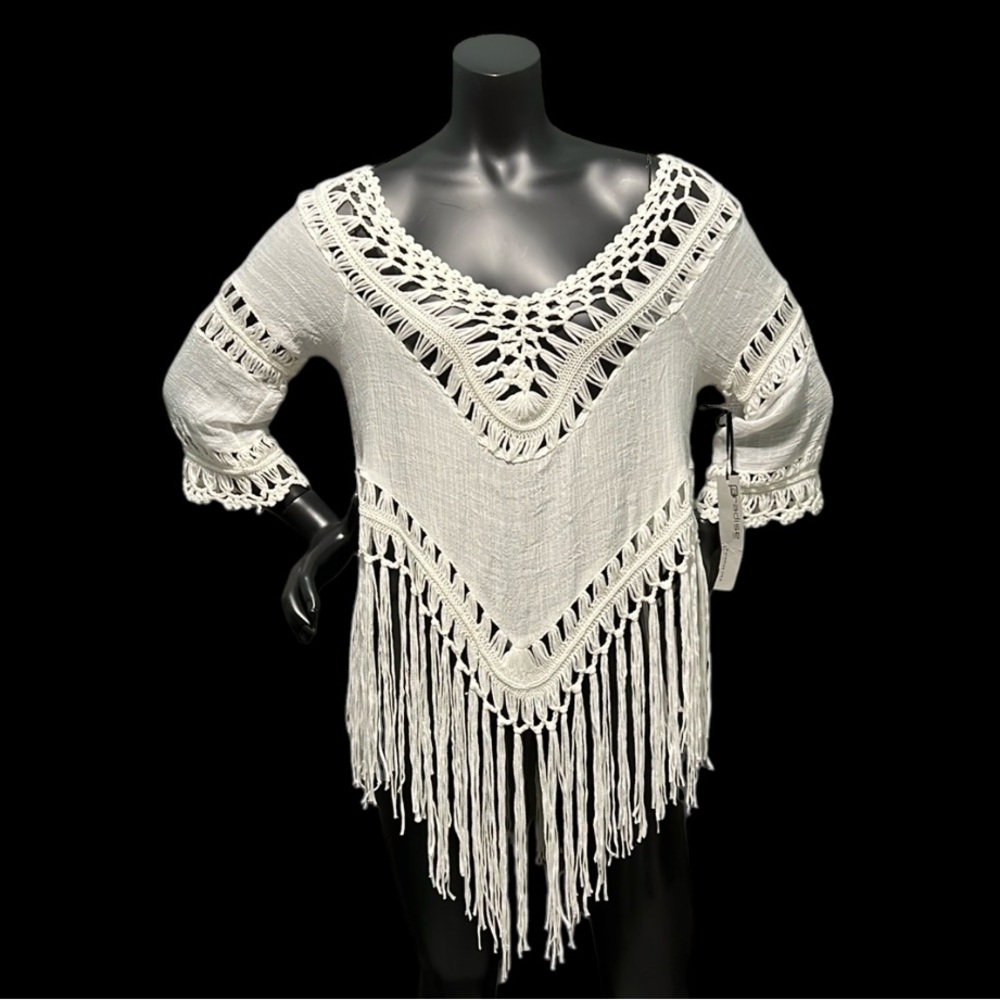 NWT Lightweight Fringe Crochet Detail White Top / Coverup S/M